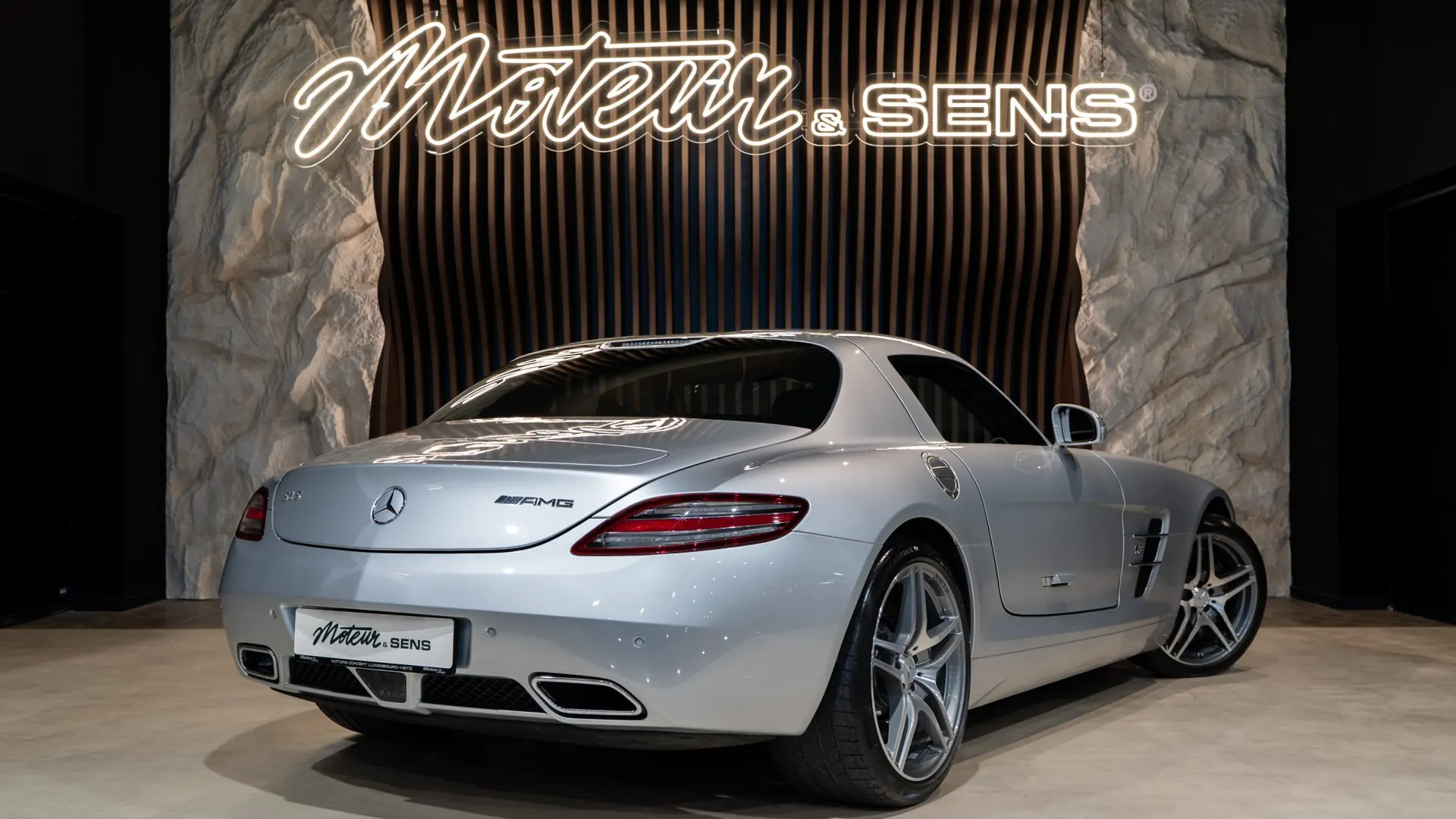Mercedes SLS — photo 2
