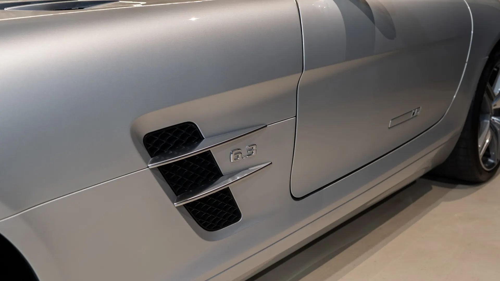 Mercedes SLS — photo 44