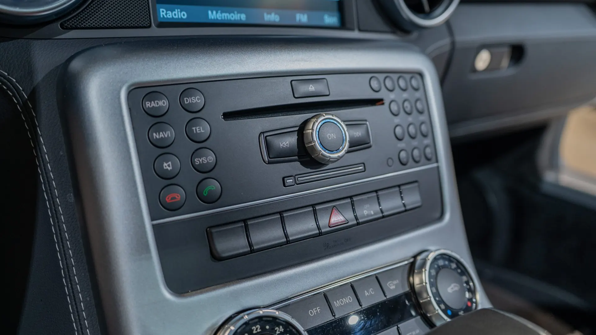 Mercedes SLS — photo 19