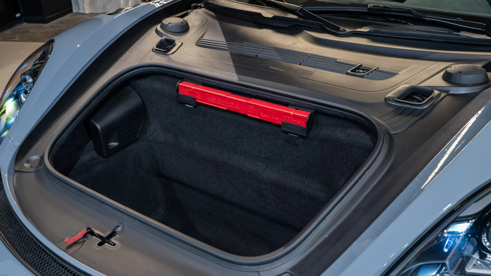 Porsche Porsche — photo 38