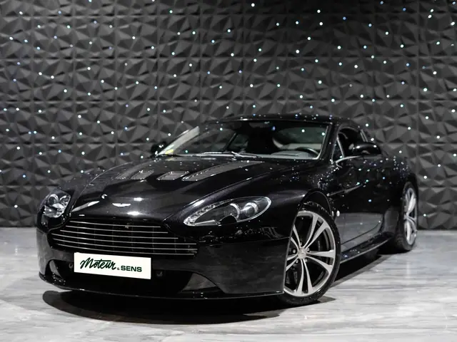 Aston Martin V12