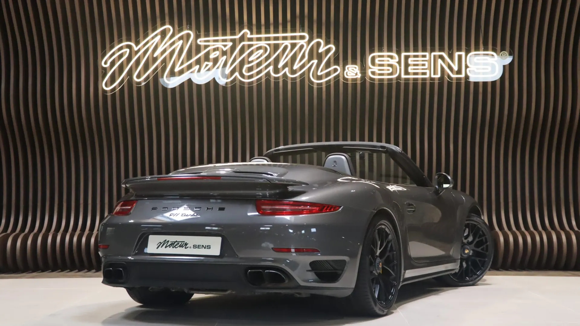 Porsche 911 — photo 2
