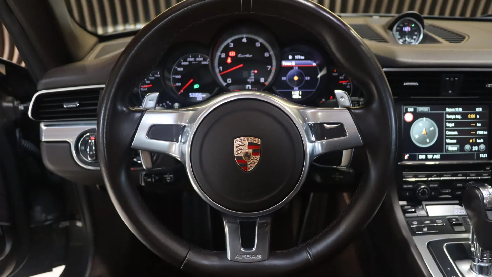 Porsche 911 — photo 10