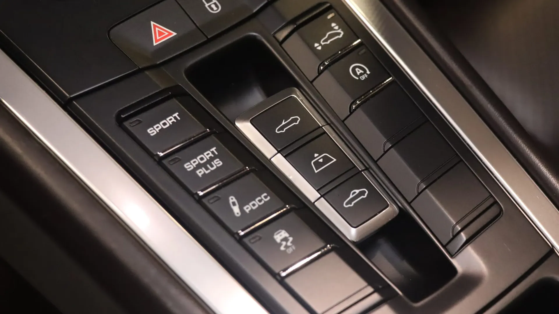 Porsche 911 — photo 33