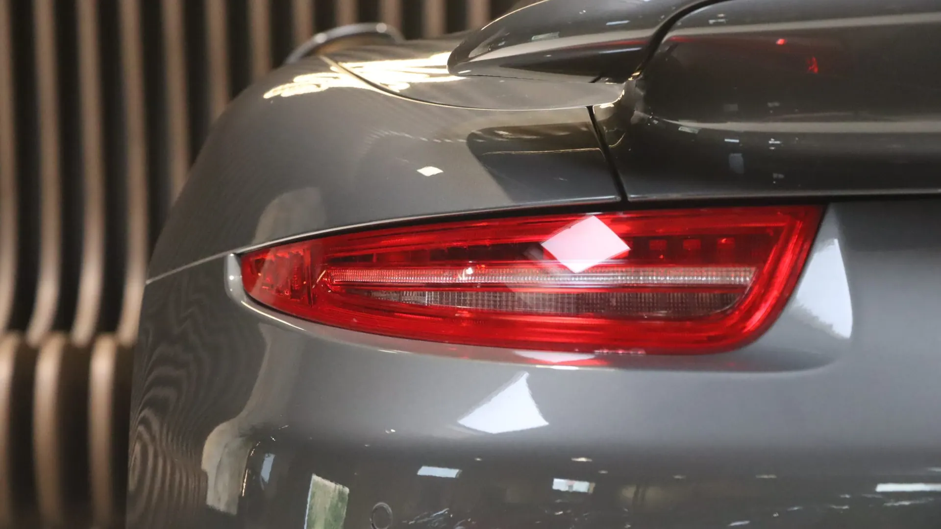 Porsche 911 — photo 47