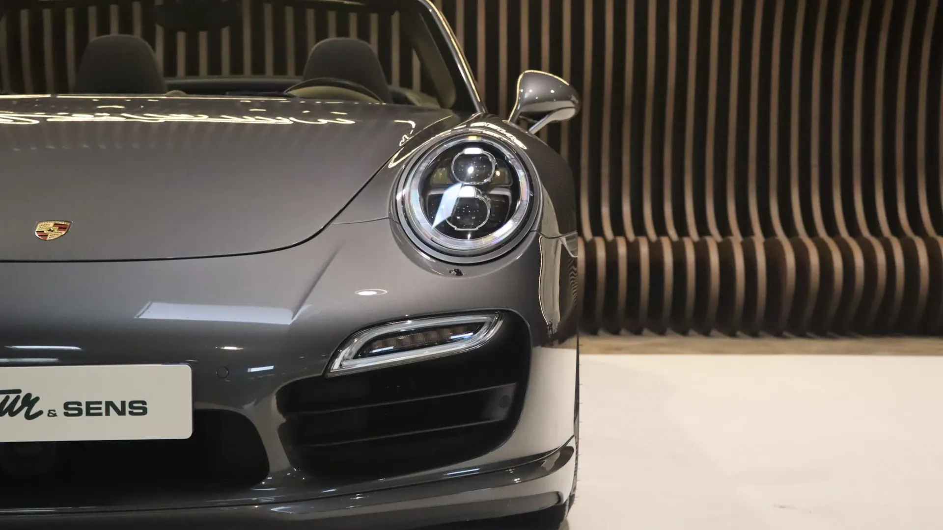 Porsche 911 — photo 37