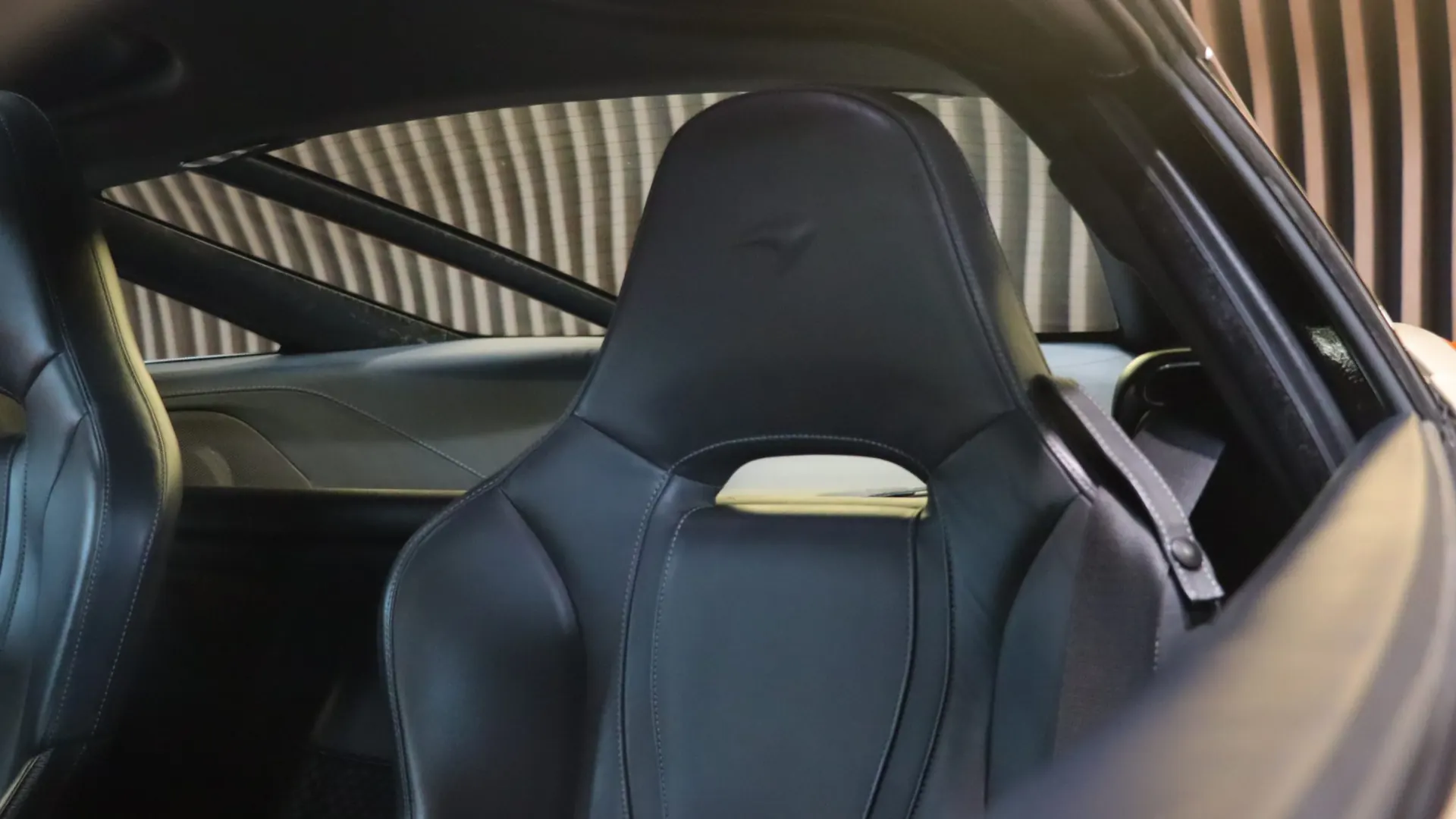 McLaren 720S — photo 31