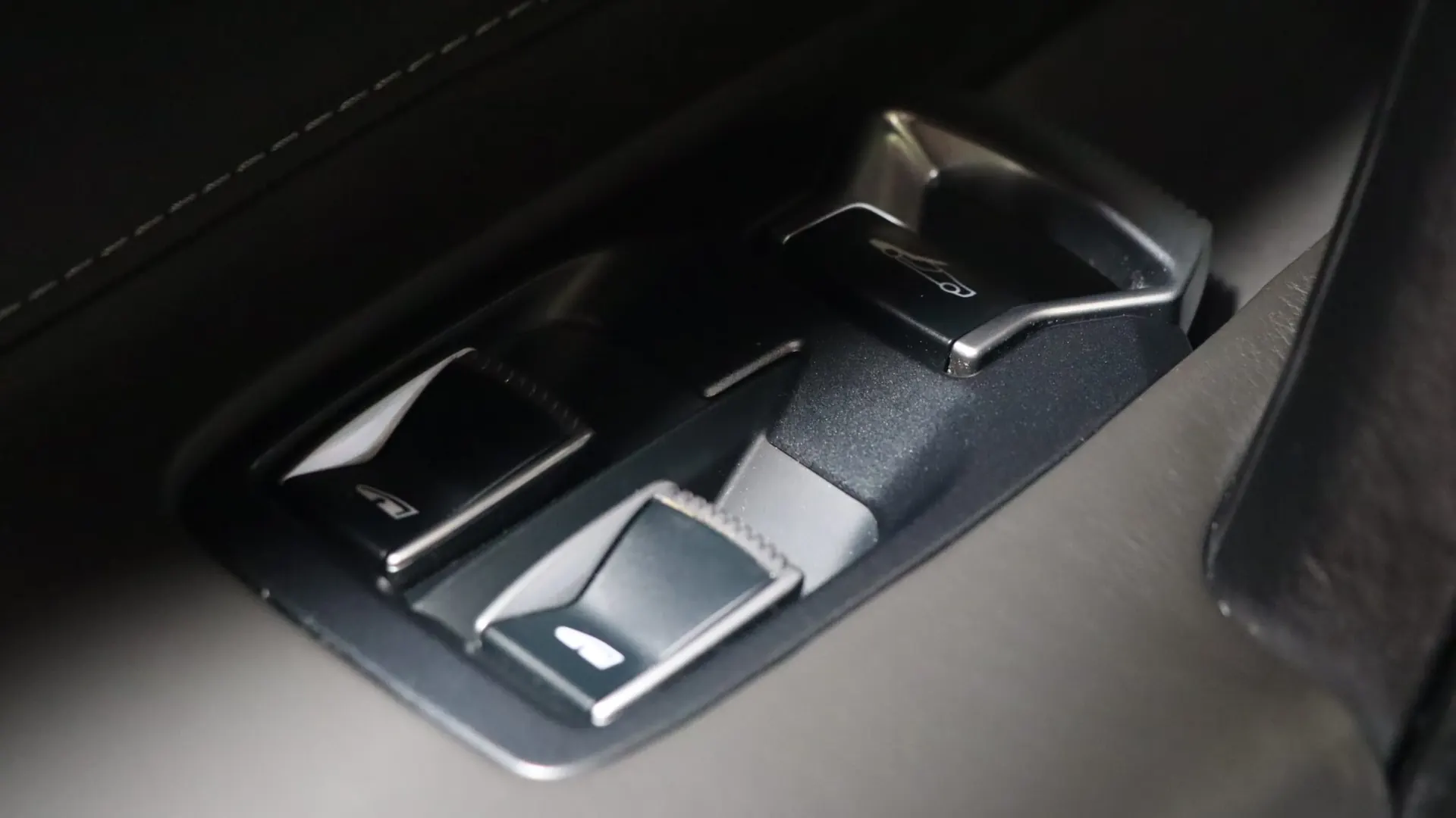 McLaren 720S — photo 11