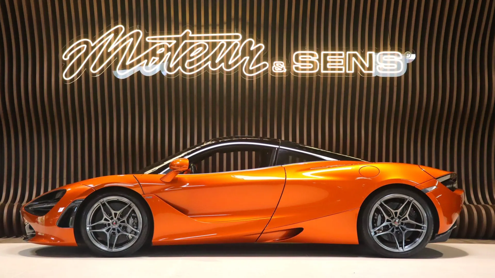 McLaren 720S — photo 5