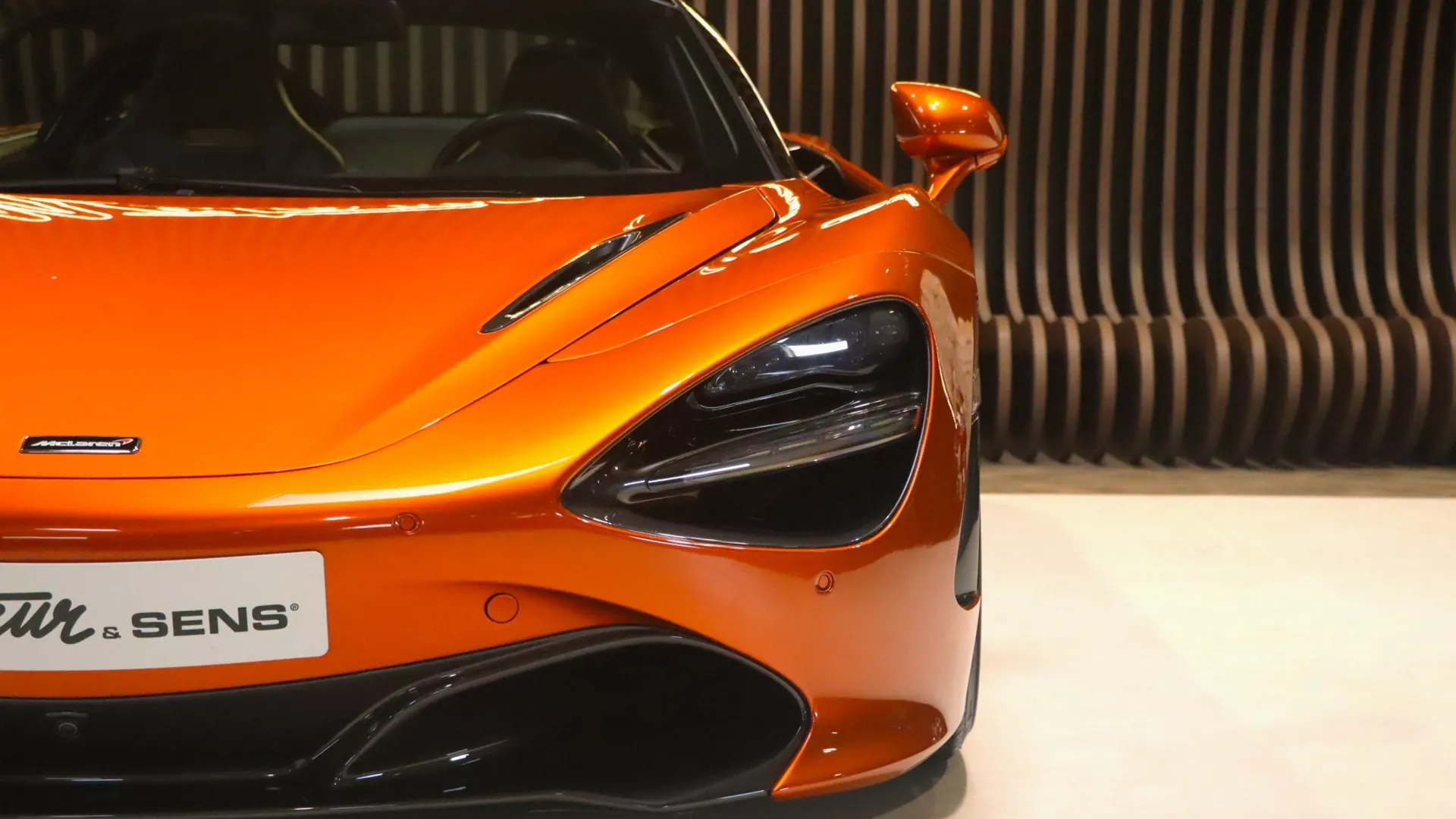 McLaren 720S — photo 33