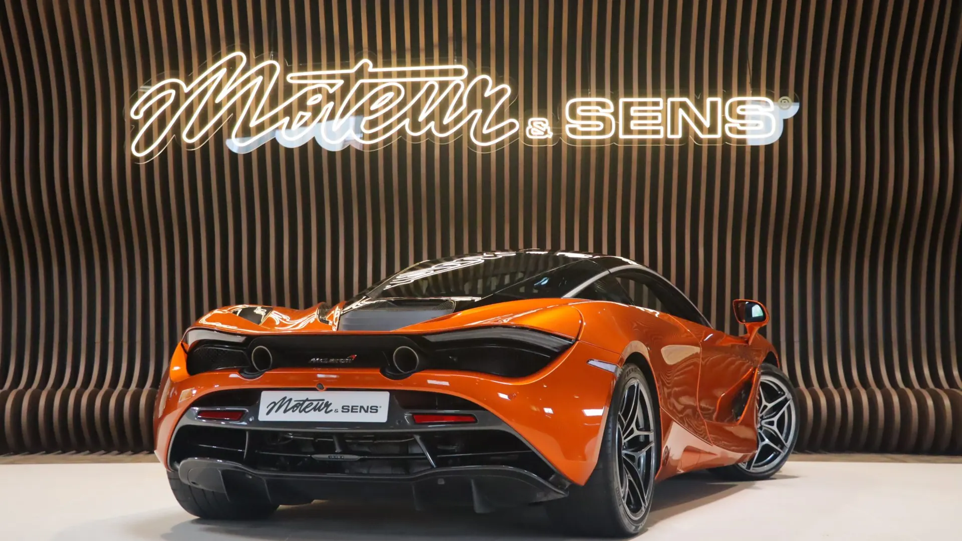 McLaren 720S — photo 2