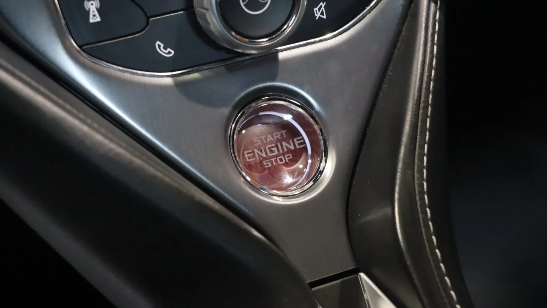 McLaren 720S — photo 28