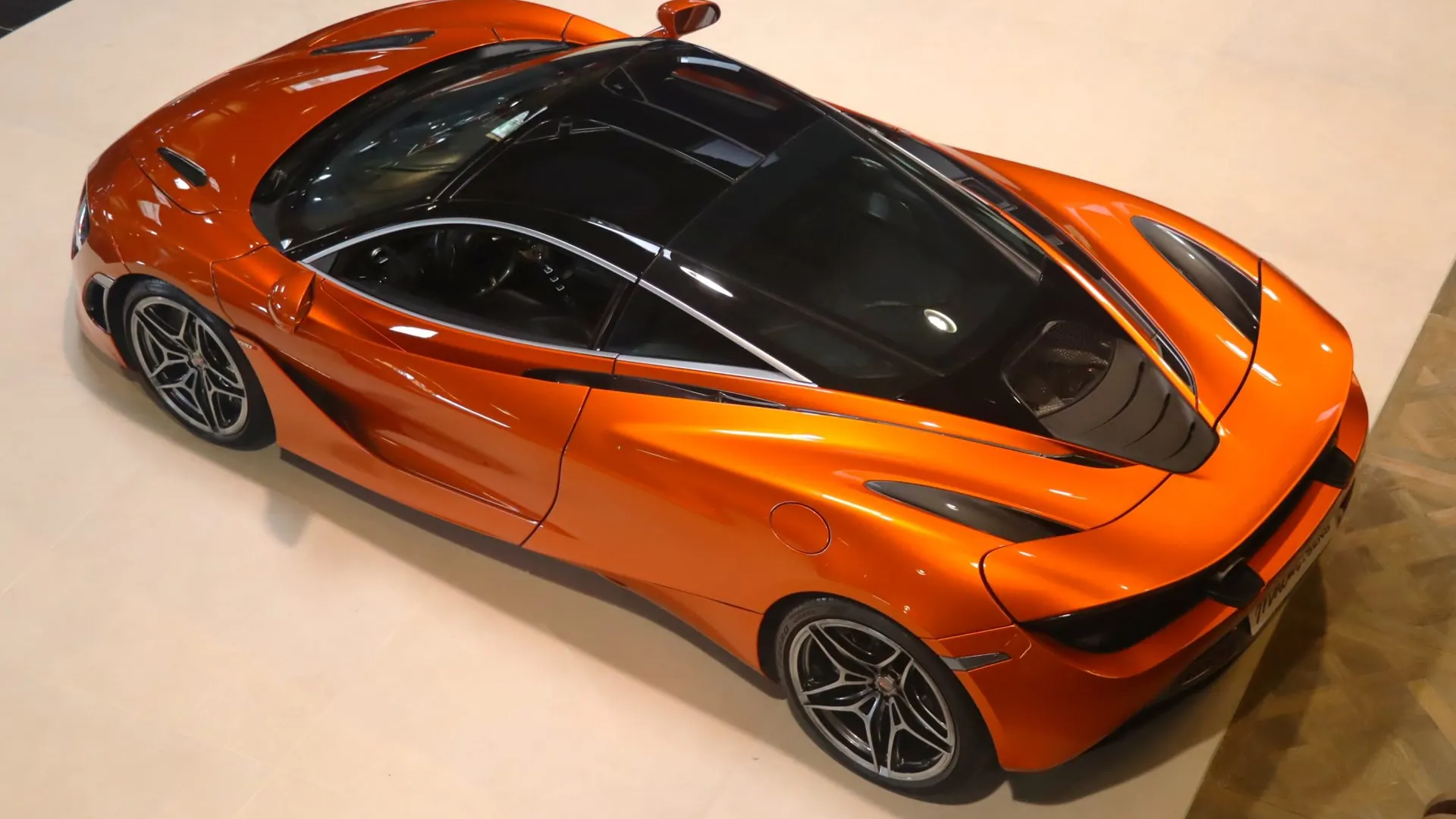 McLaren 720S — photo 47