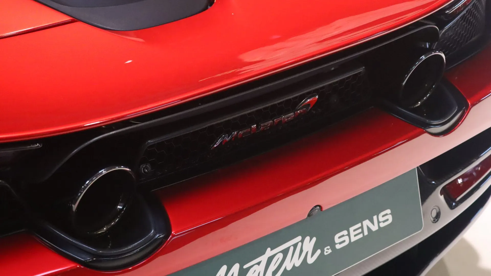 McLaren 720S — photo 47