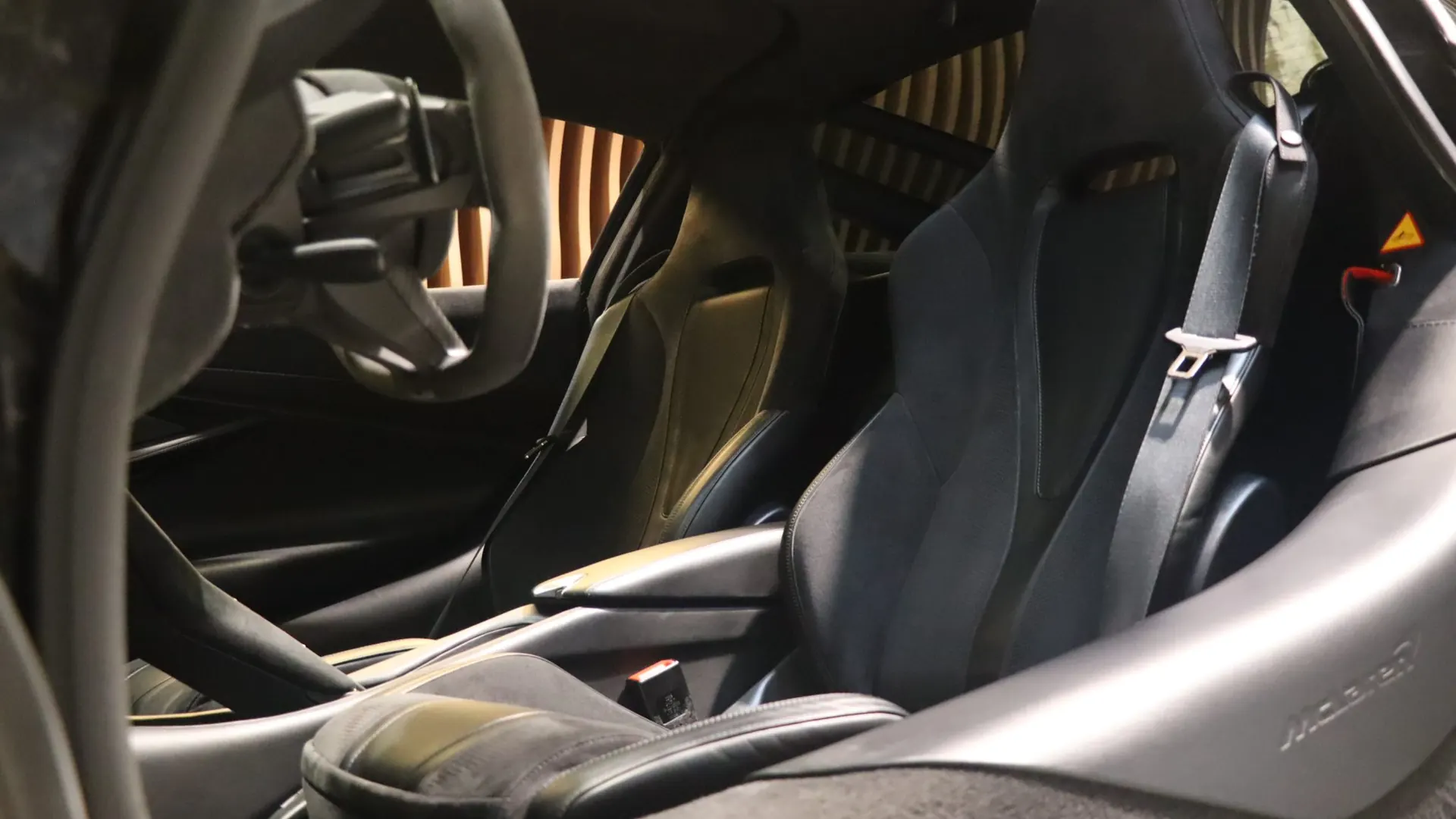 McLaren 720S — photo 6