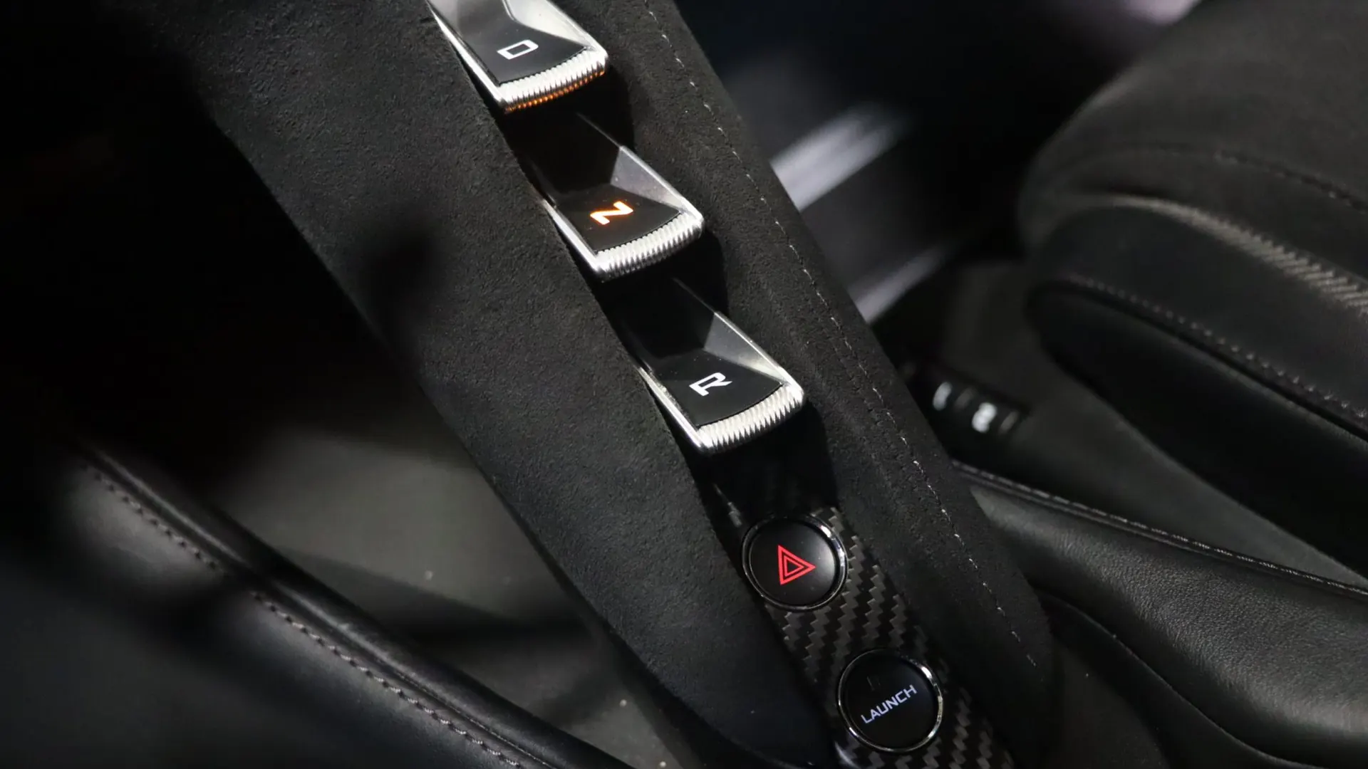 McLaren 720S — photo 29
