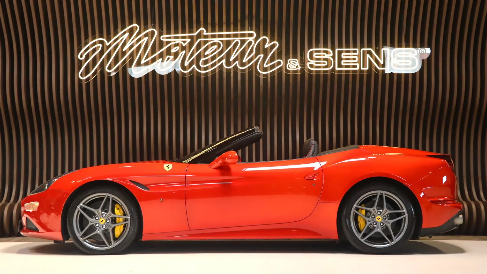 Ferrari CALIFORNIA — photo 5