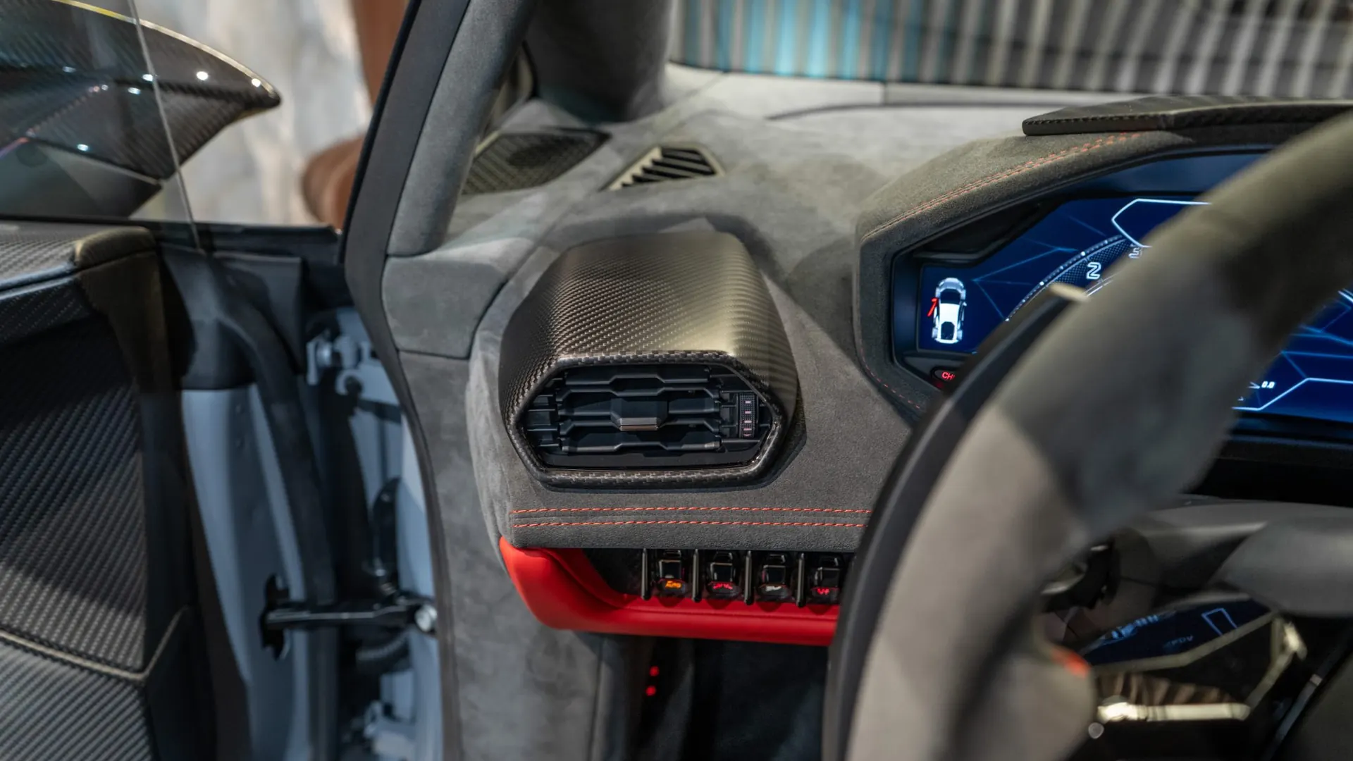 Lamborghini HURACAN — photo 24