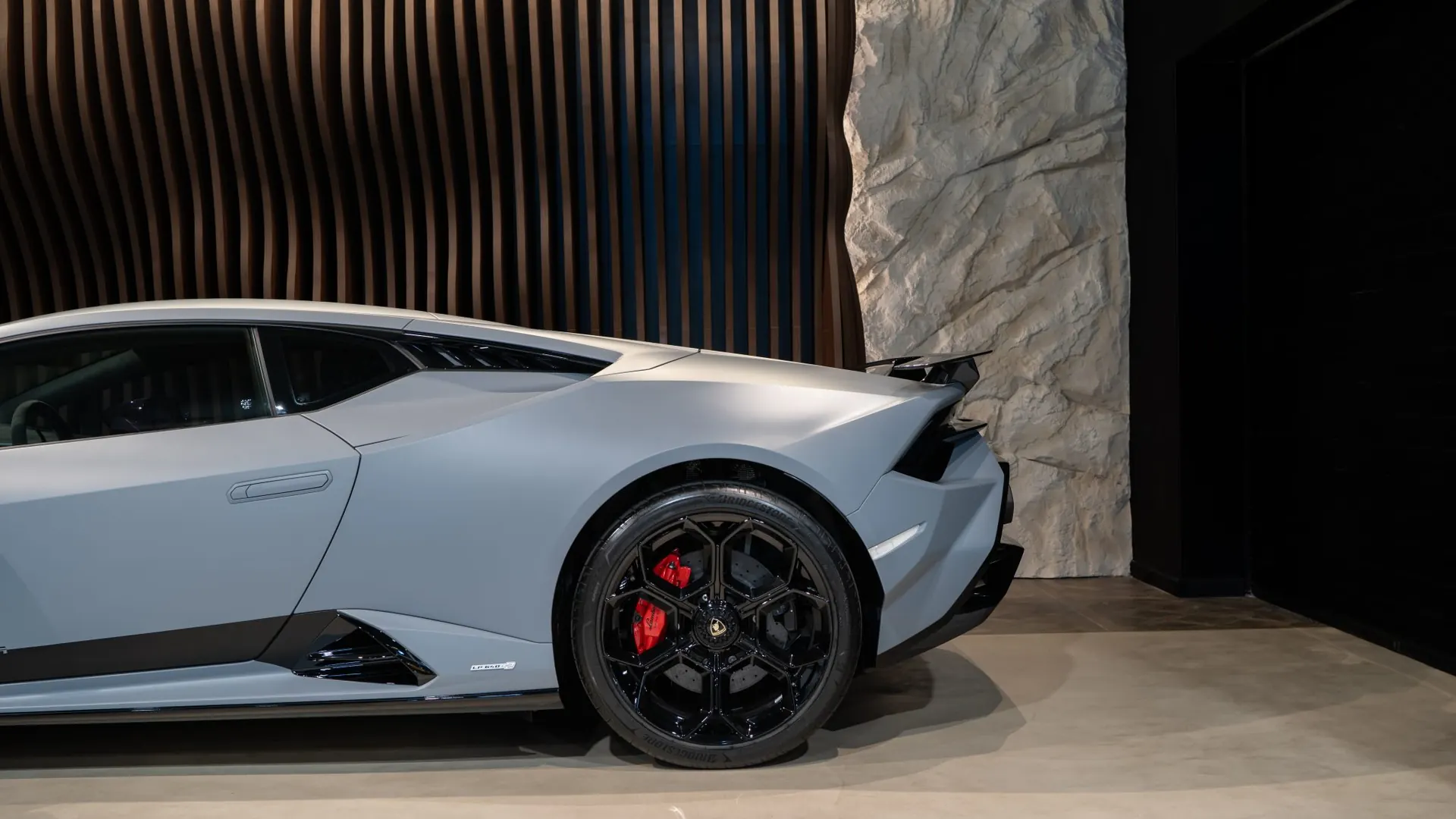 Lamborghini HURACAN — photo 35