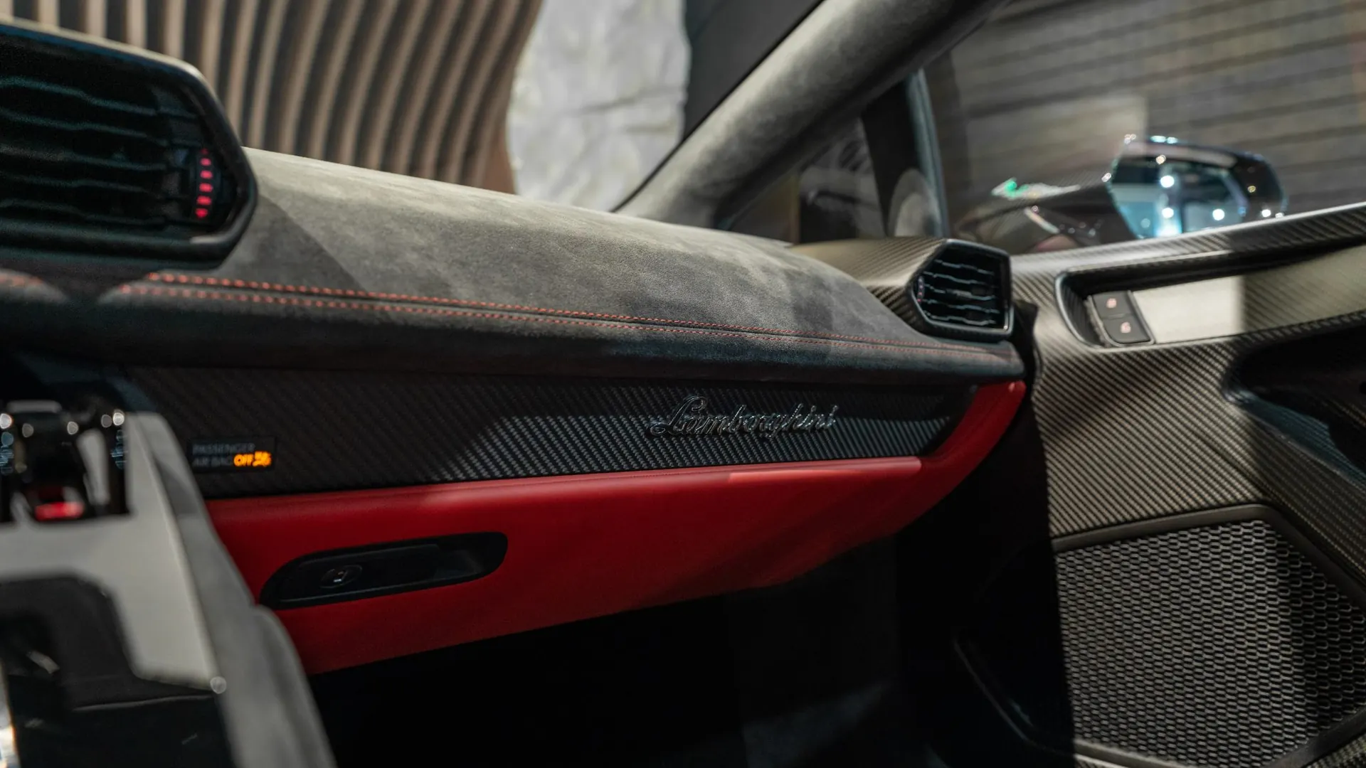 Lamborghini HURACAN — photo 21