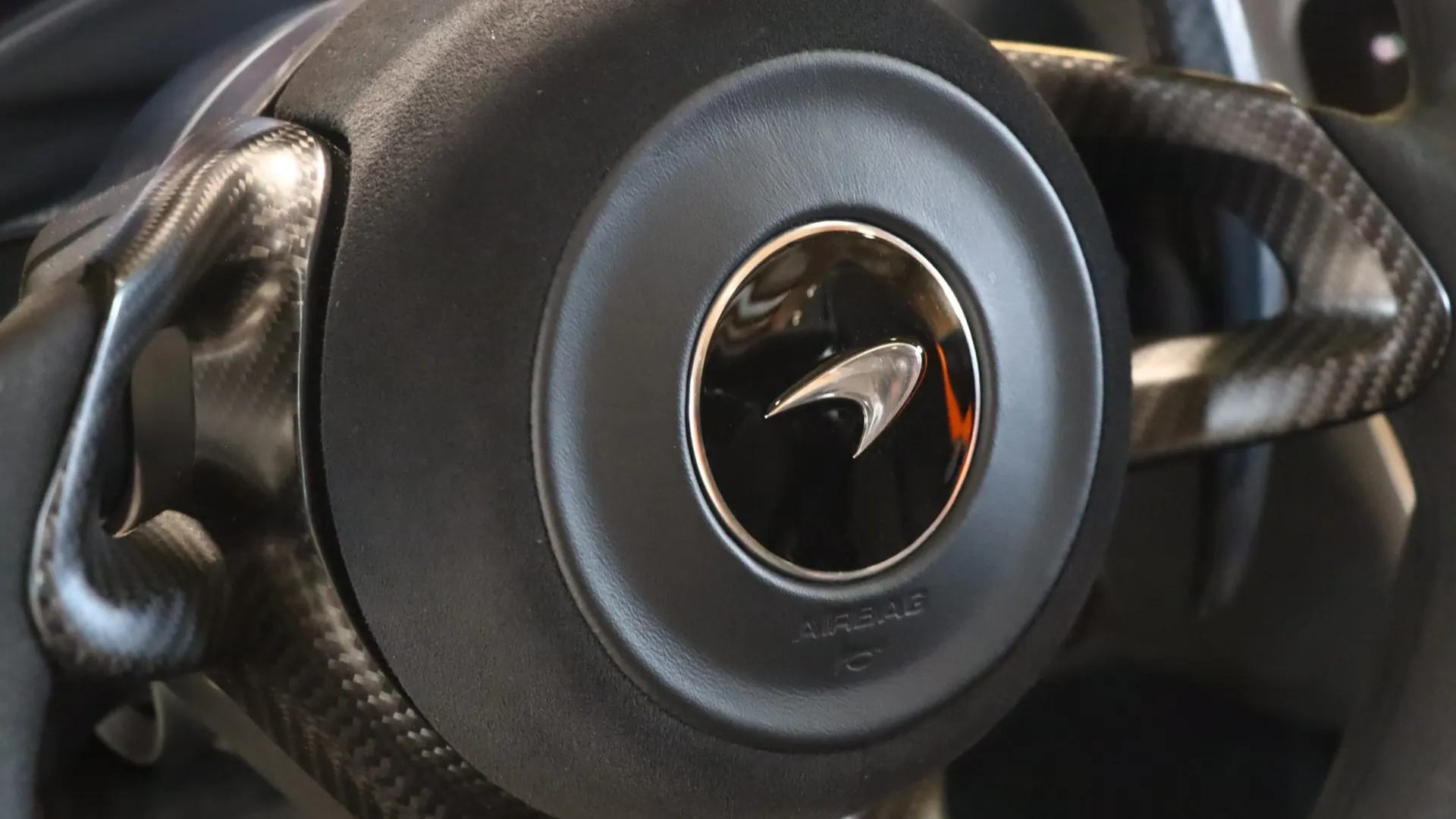 McLaren 600 — photo 23