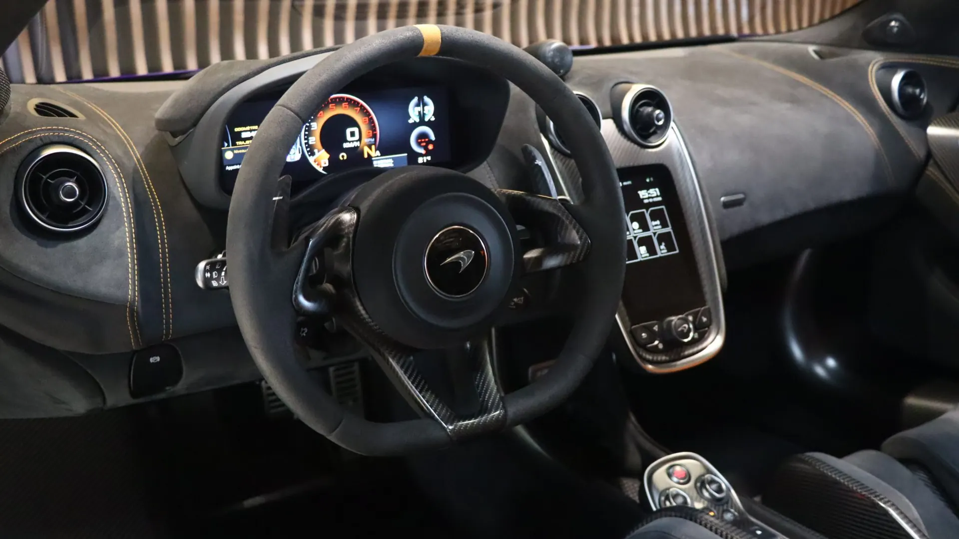 McLaren 600 — photo 17