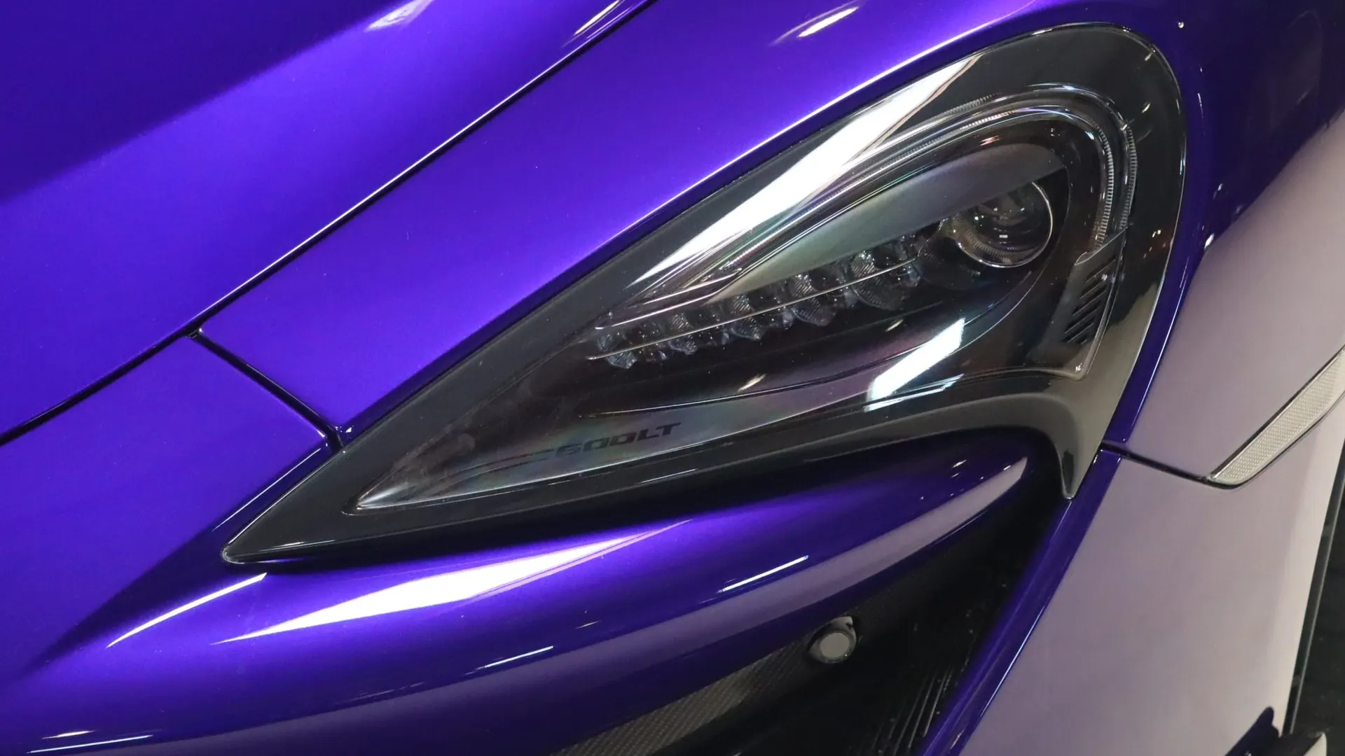 McLaren 600 — photo 37
