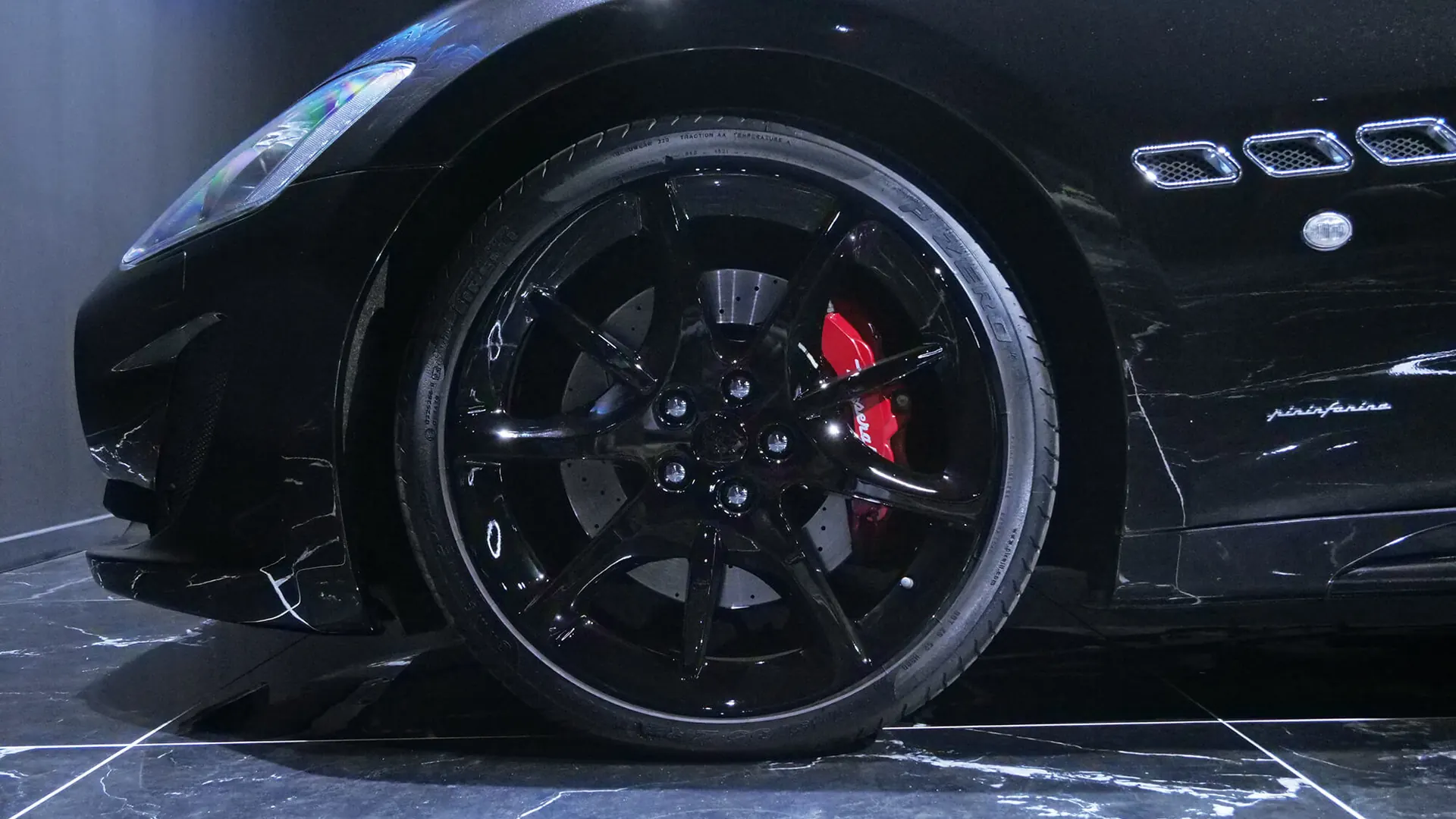 Maserati GranCabrio — photo 8