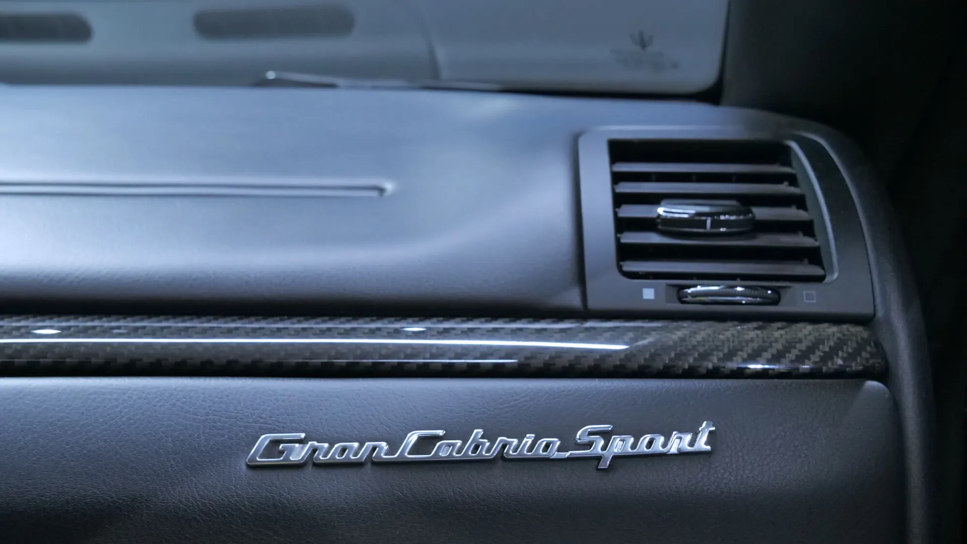 Maserati GranCabrio — photo 22