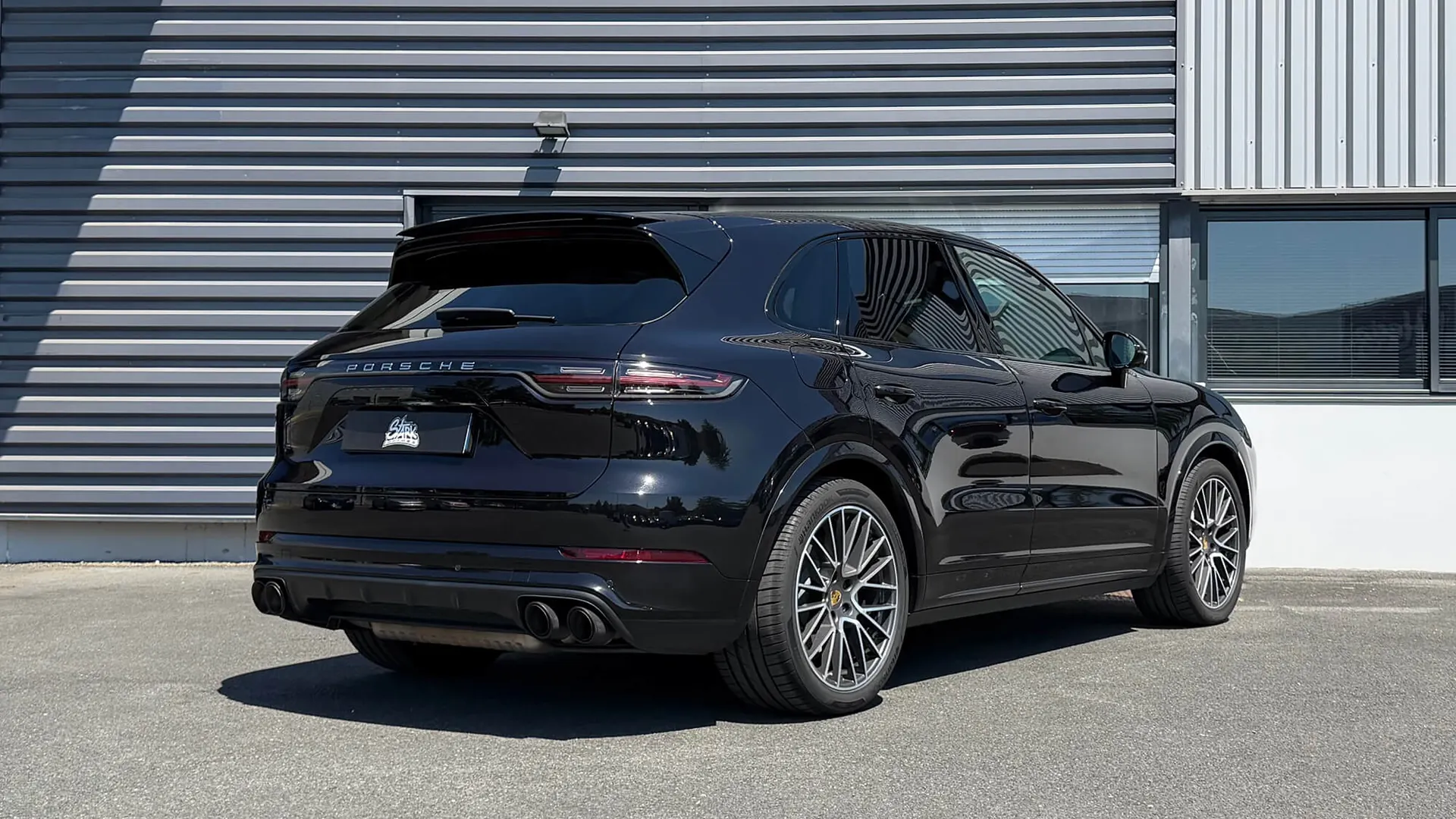 Porsche CAYENNE — photo 6