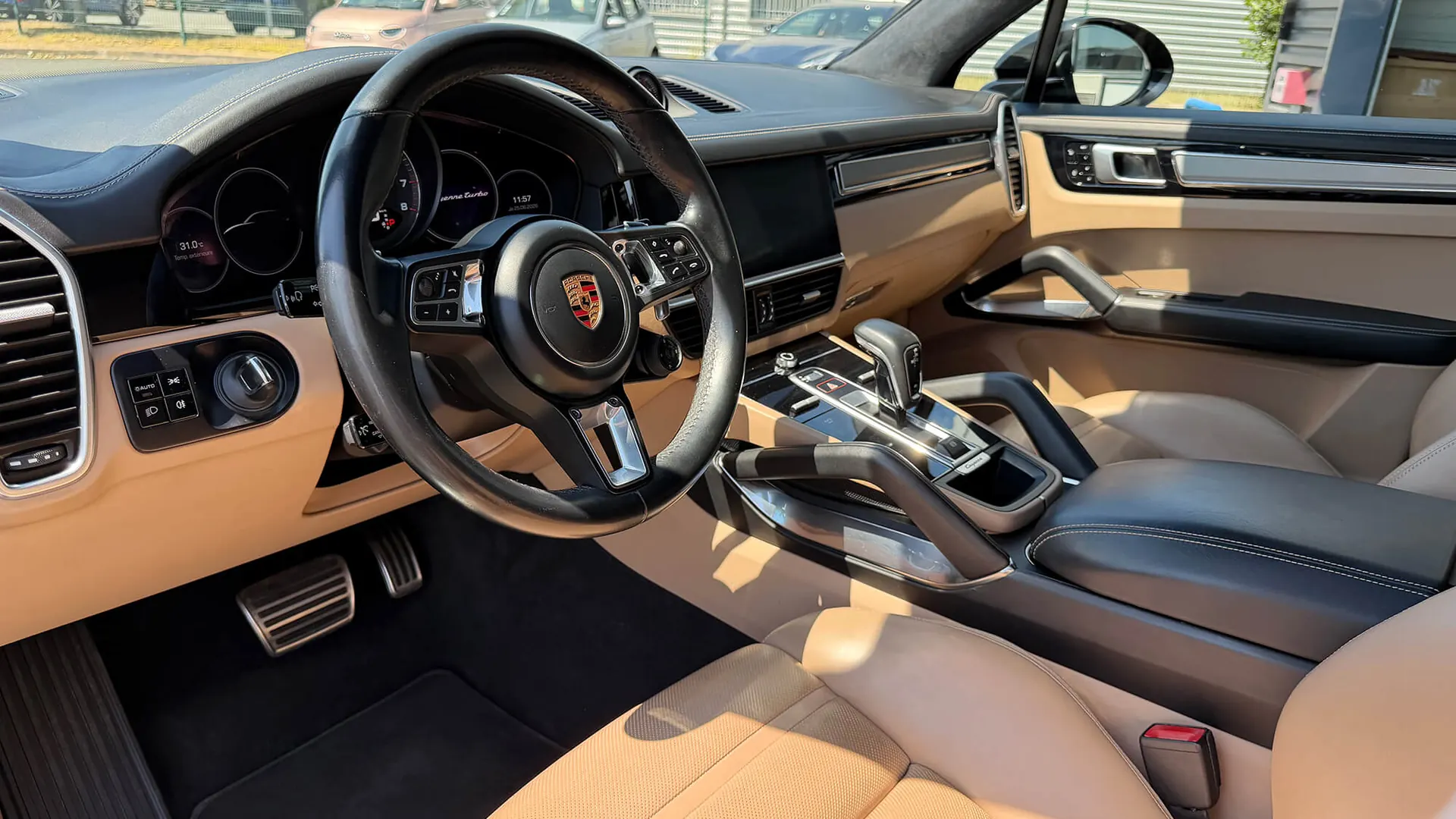 Porsche CAYENNE — photo 14