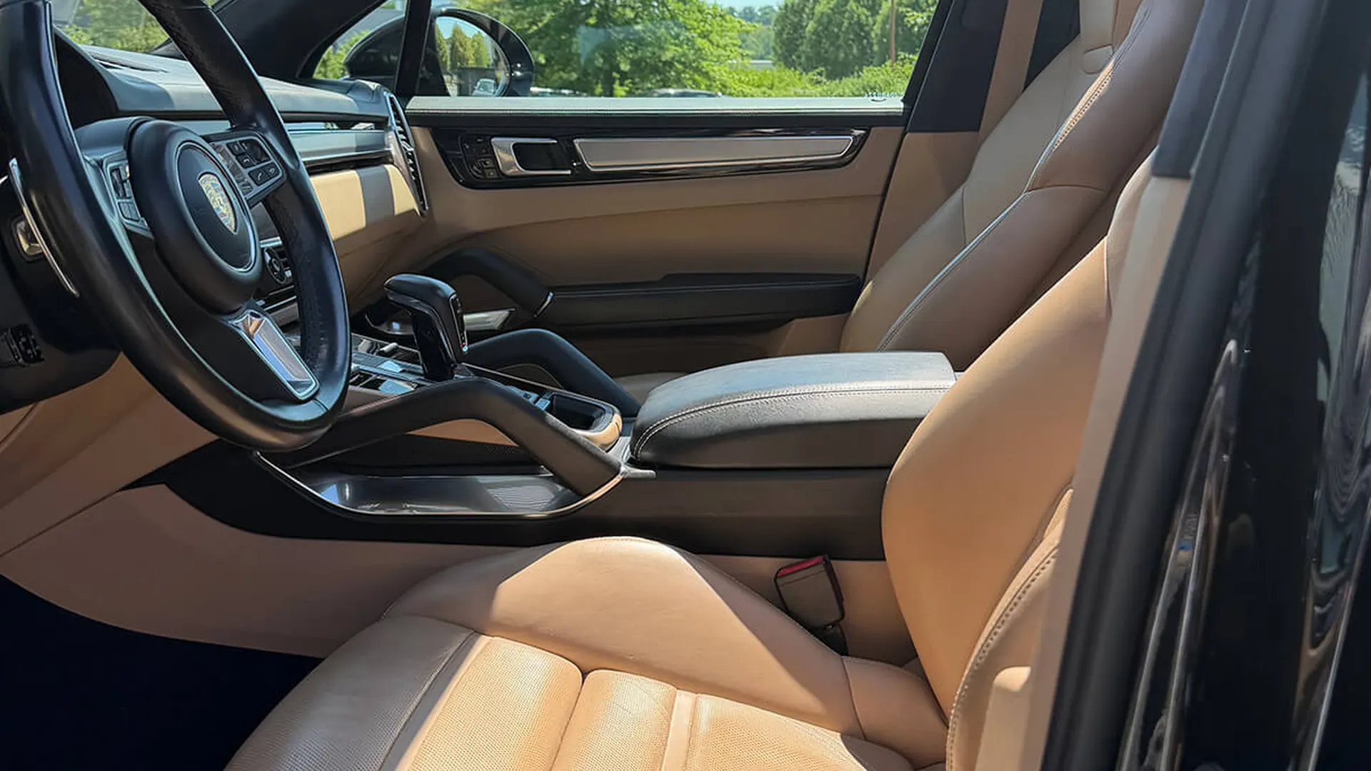 Porsche CAYENNE — photo 12