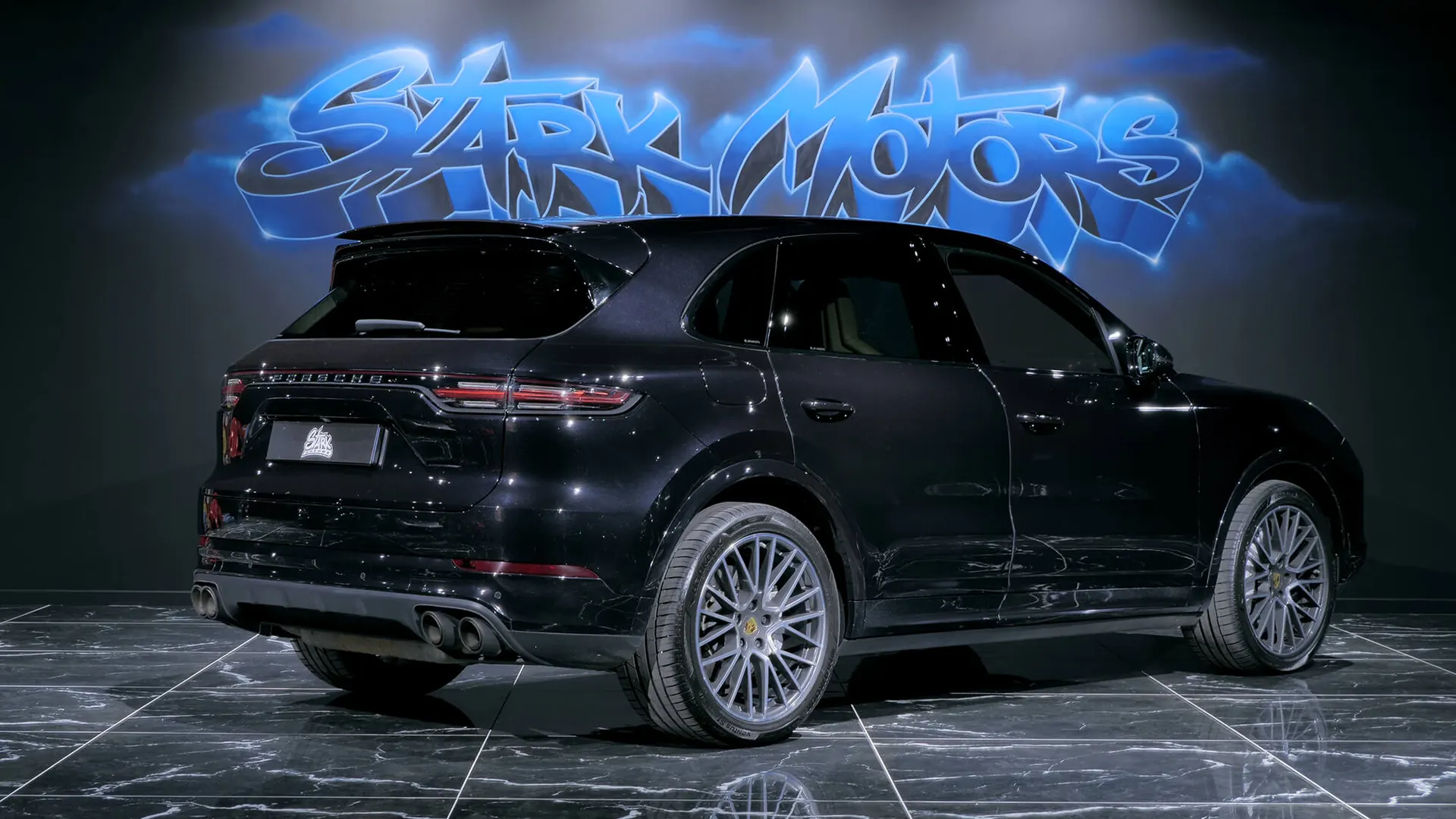 Porsche Cayenne — photo 4