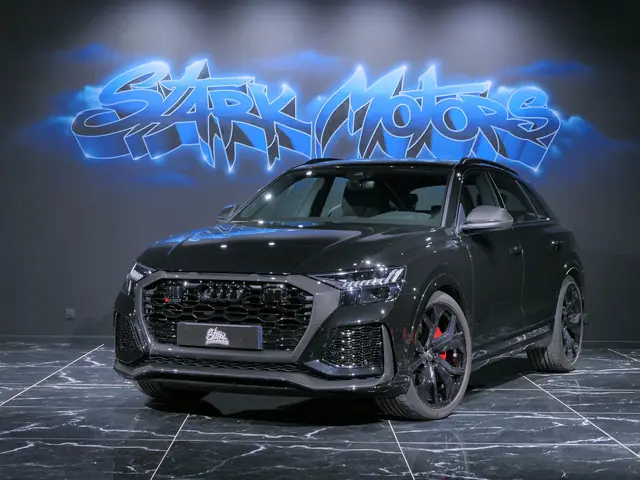 Audi RSQ8