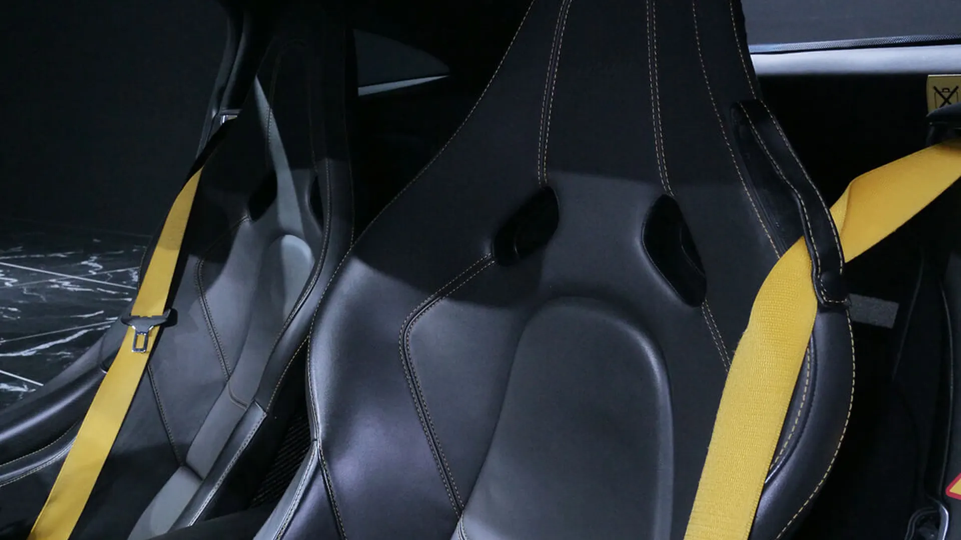 McLaren 600LT — photo 15