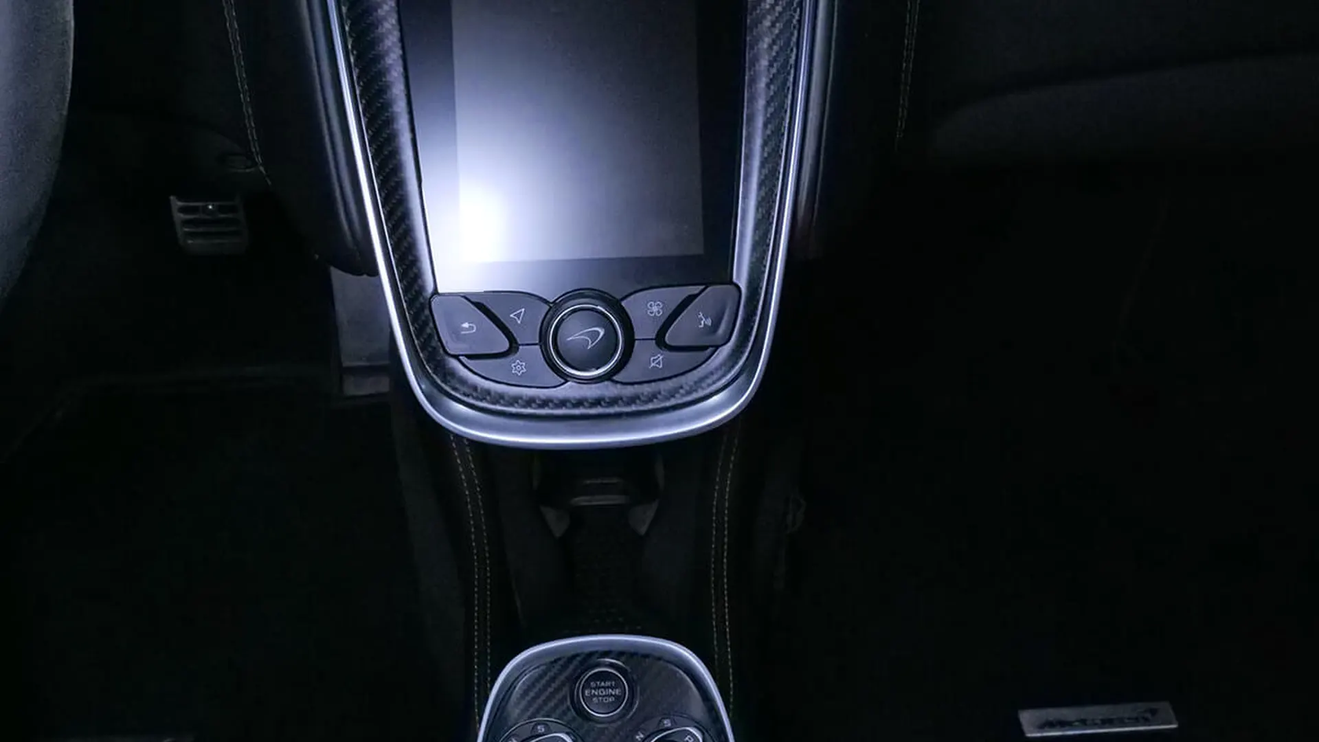 McLaren 600LT — photo 30