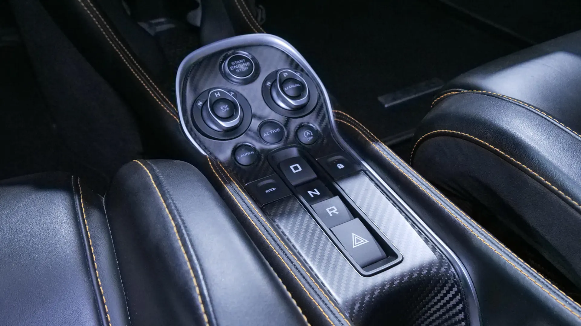 McLaren 600LT — photo 27