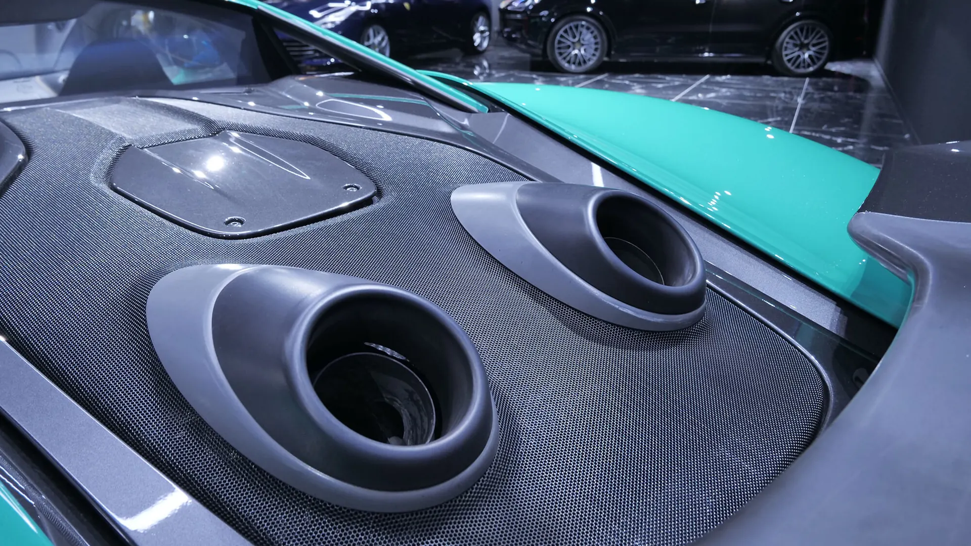 McLaren 600LT — photo 11