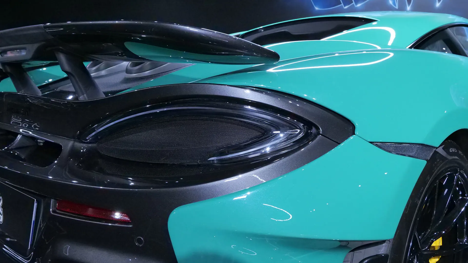 McLaren 600LT — photo 44