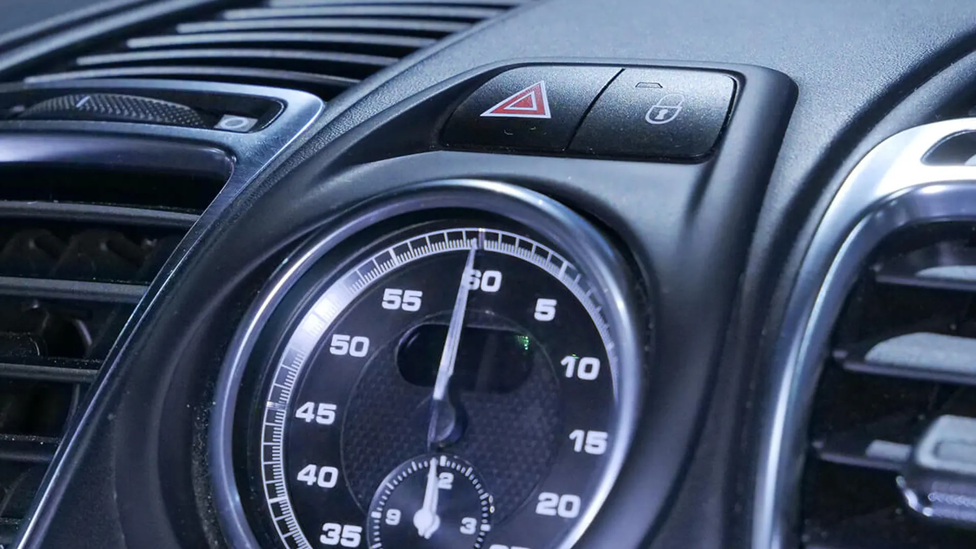 Porsche Cayman — photo 31