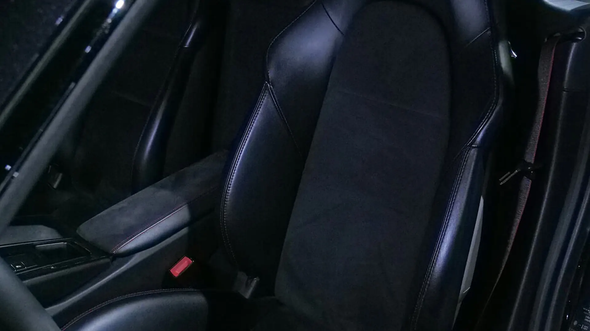 Porsche Cayman — photo 9