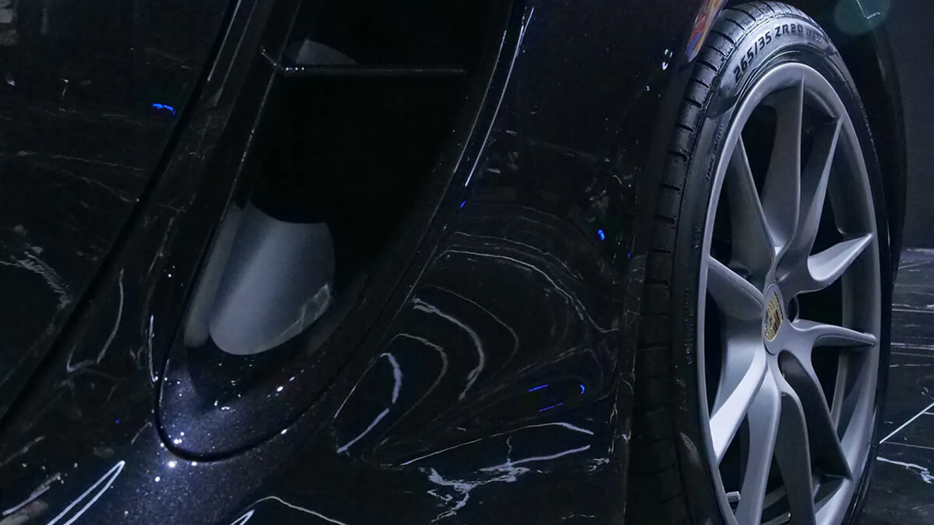 Porsche Cayman — photo 14