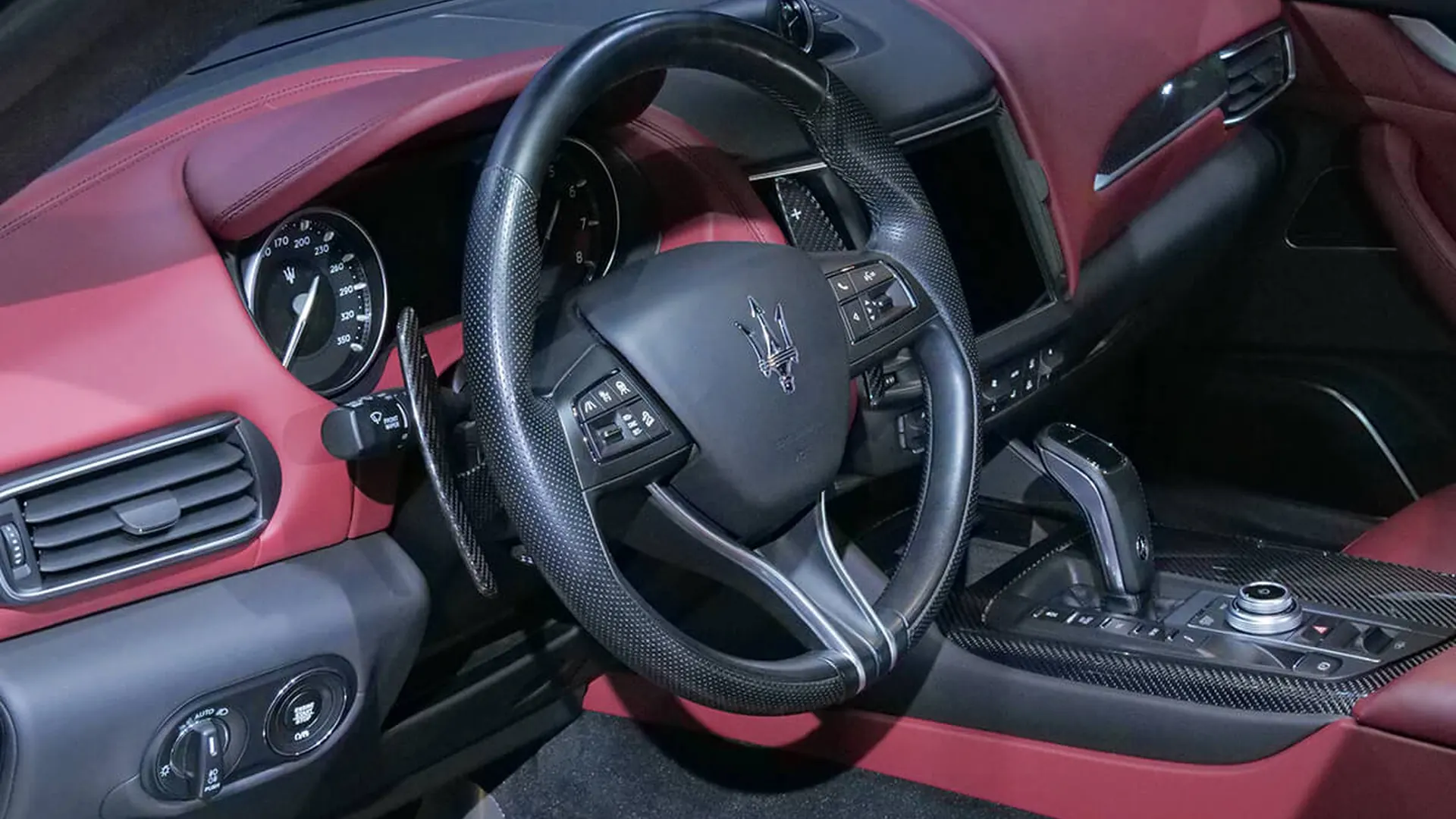 Maserati Levante — photo 14