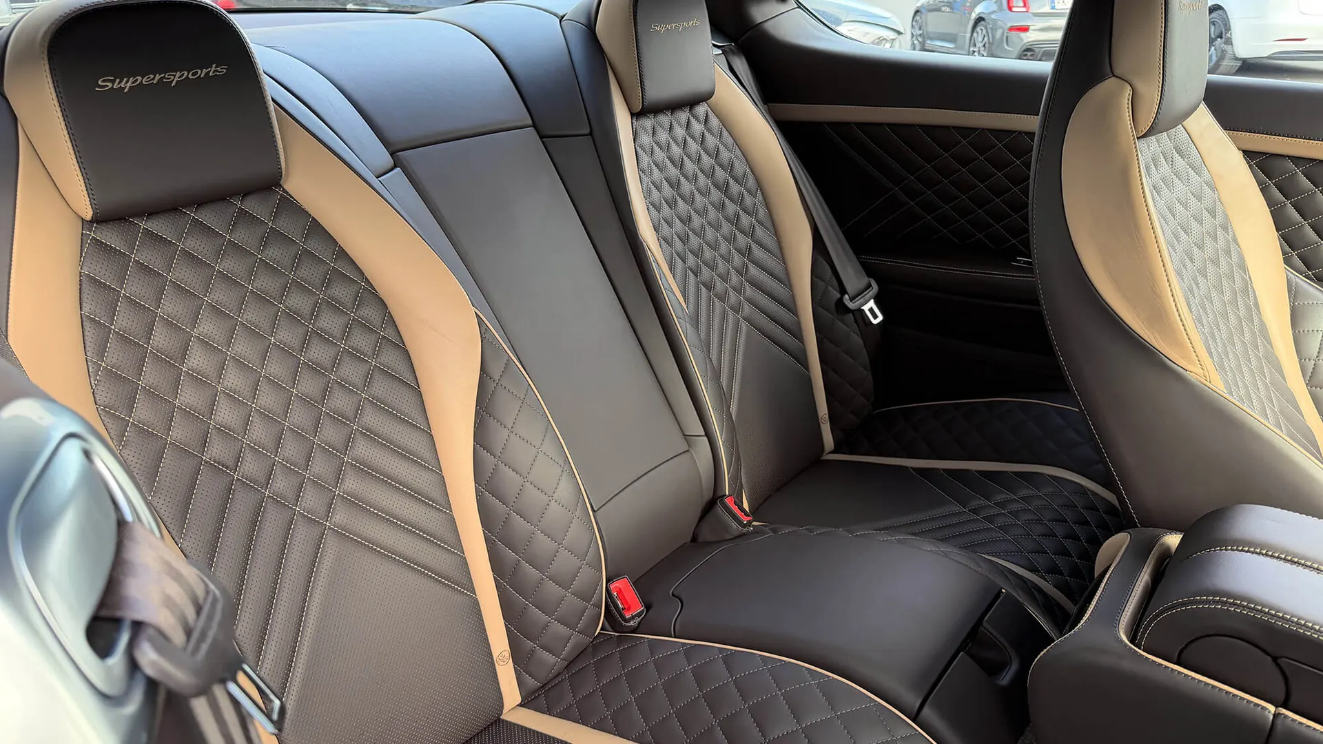 Bentley CONTINENTAL — photo 12