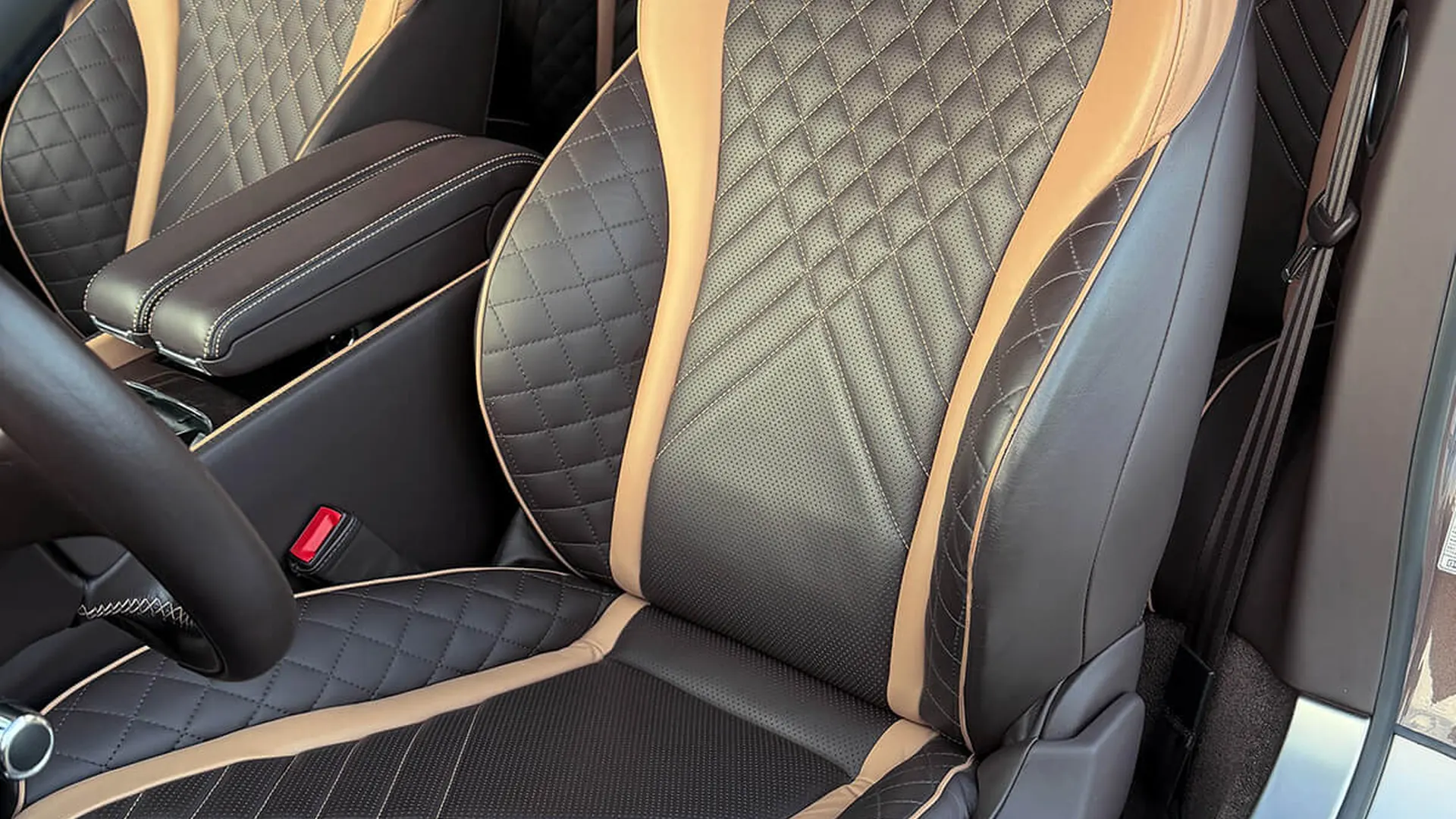 Bentley CONTINENTAL — photo 13
