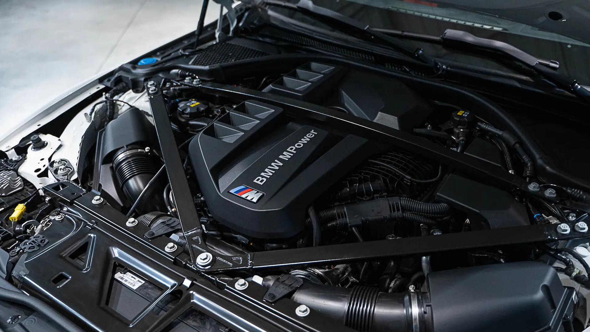 BMW (G82) — photo 19