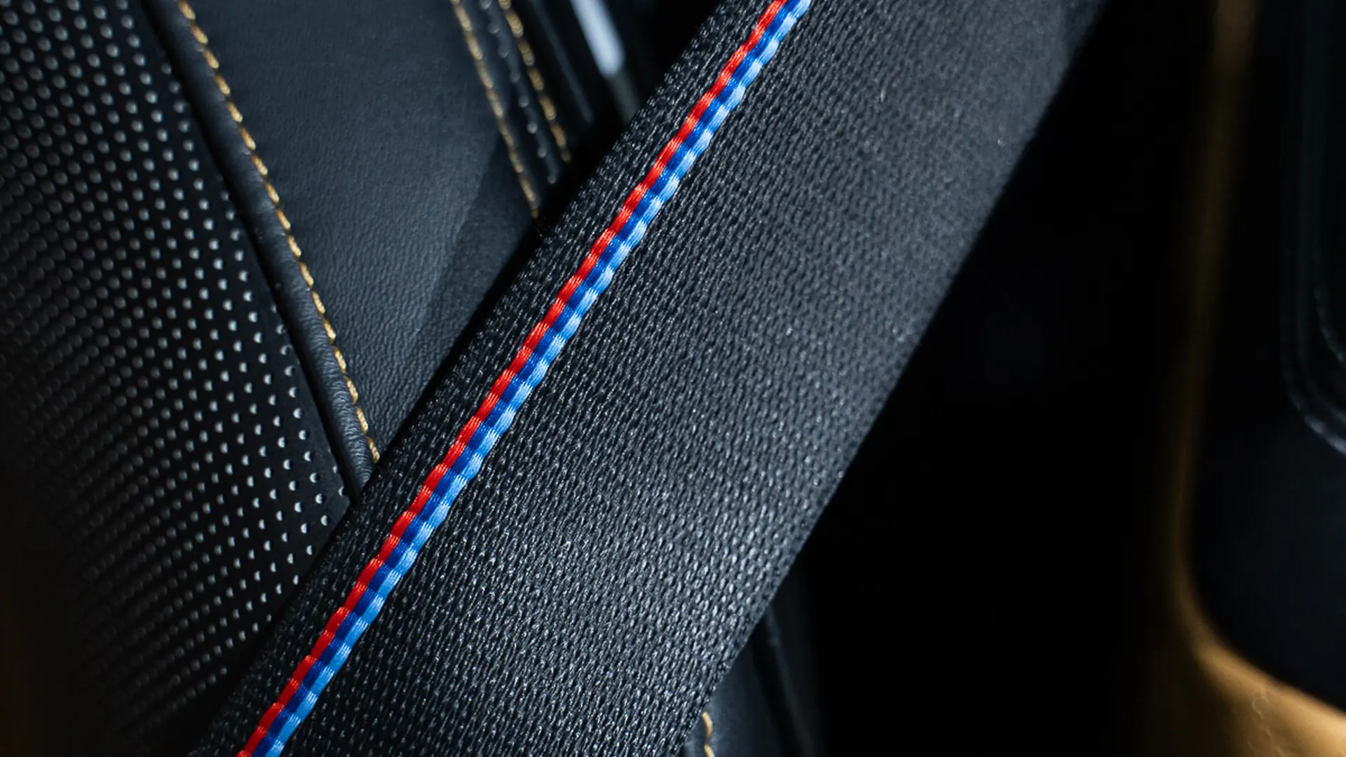 BMW M8 — photo 38