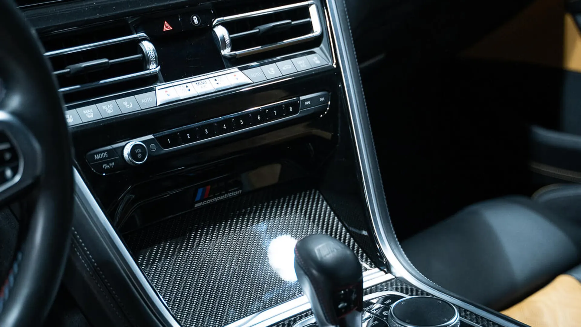 BMW M8 — photo 42