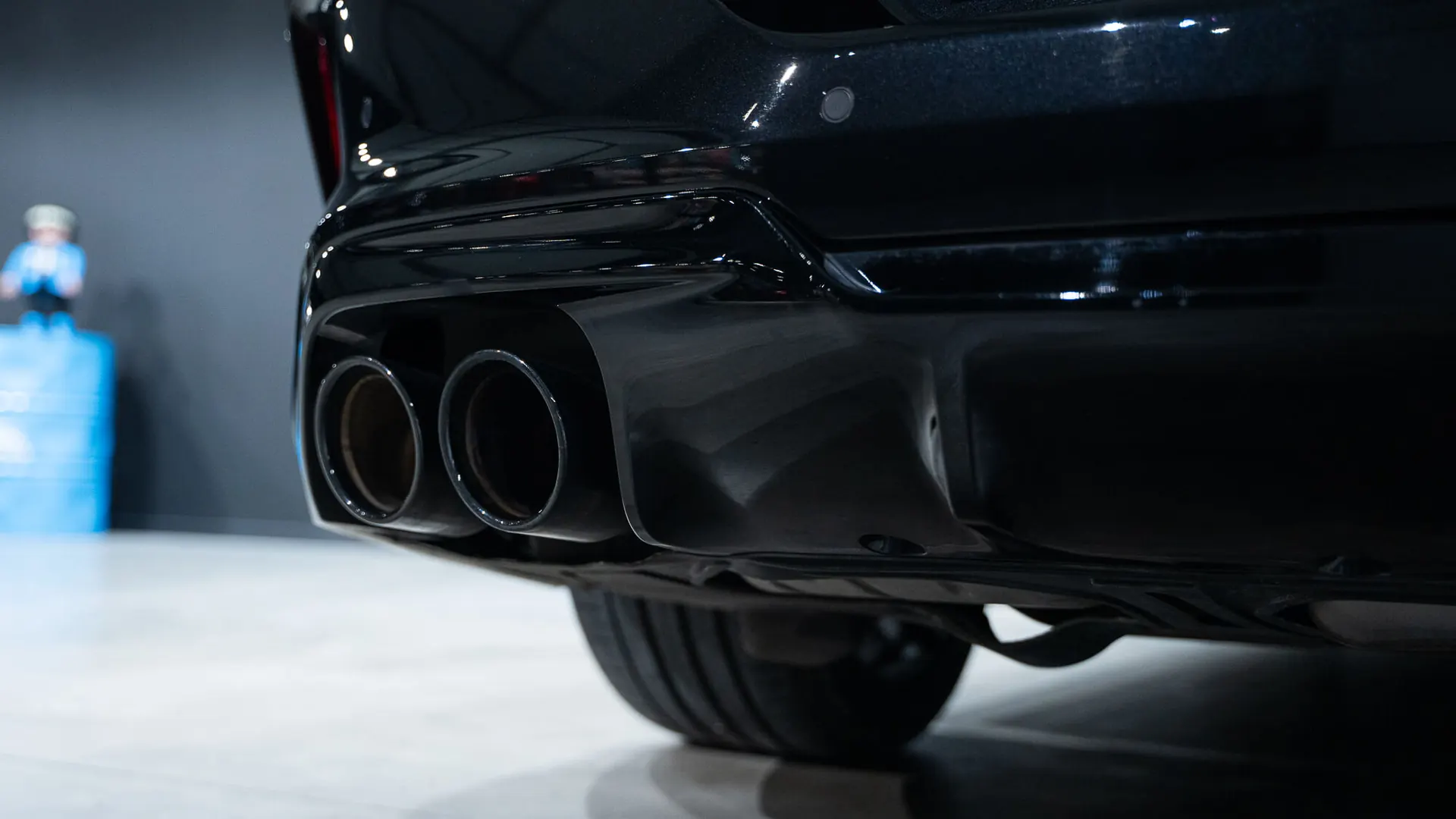 BMW M8 — photo 17