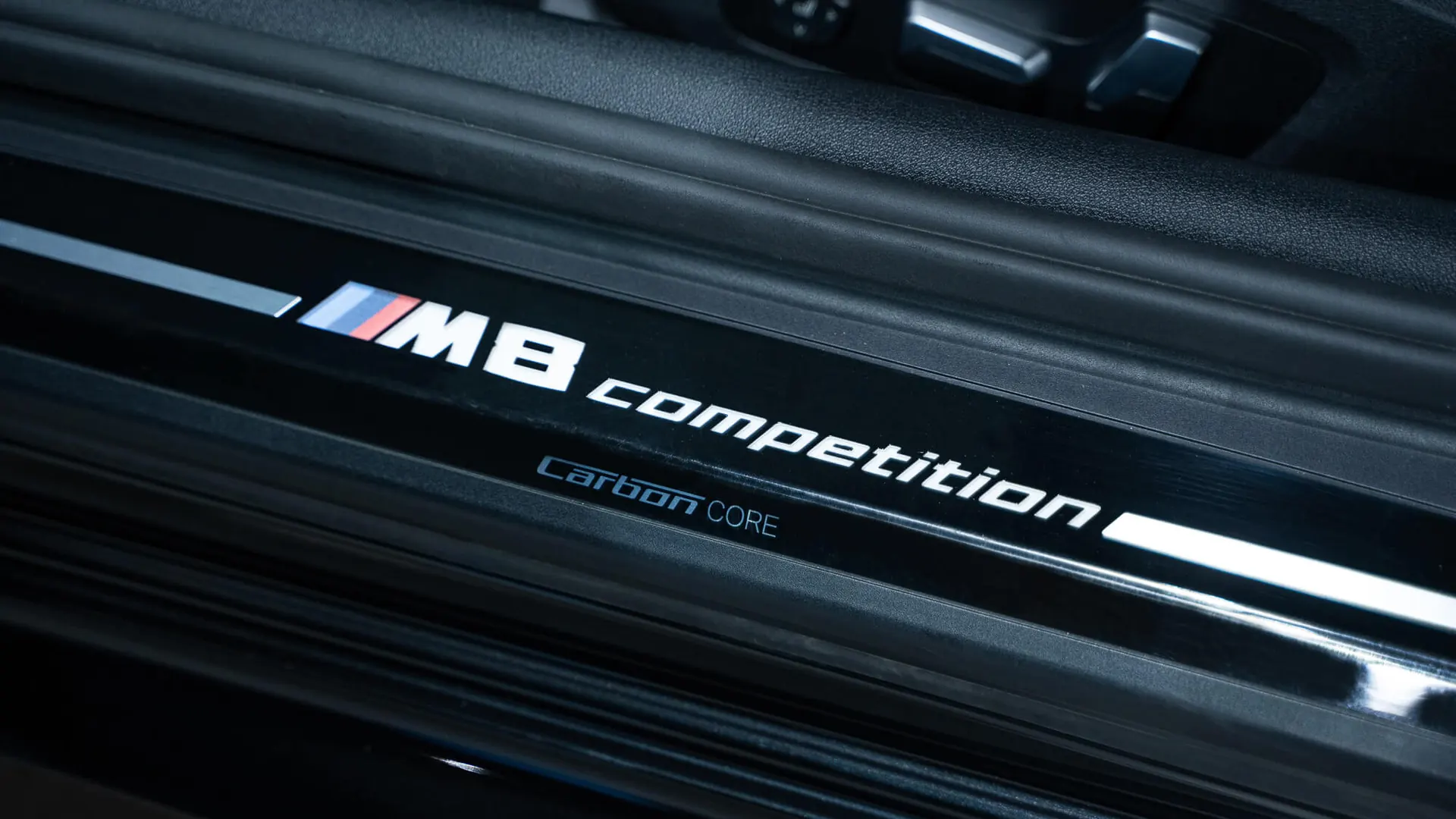 BMW M8 — photo 26